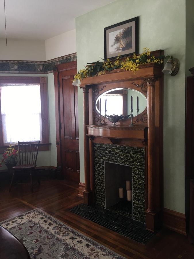 Ottaway Inn Llc Corry Екстериор снимка